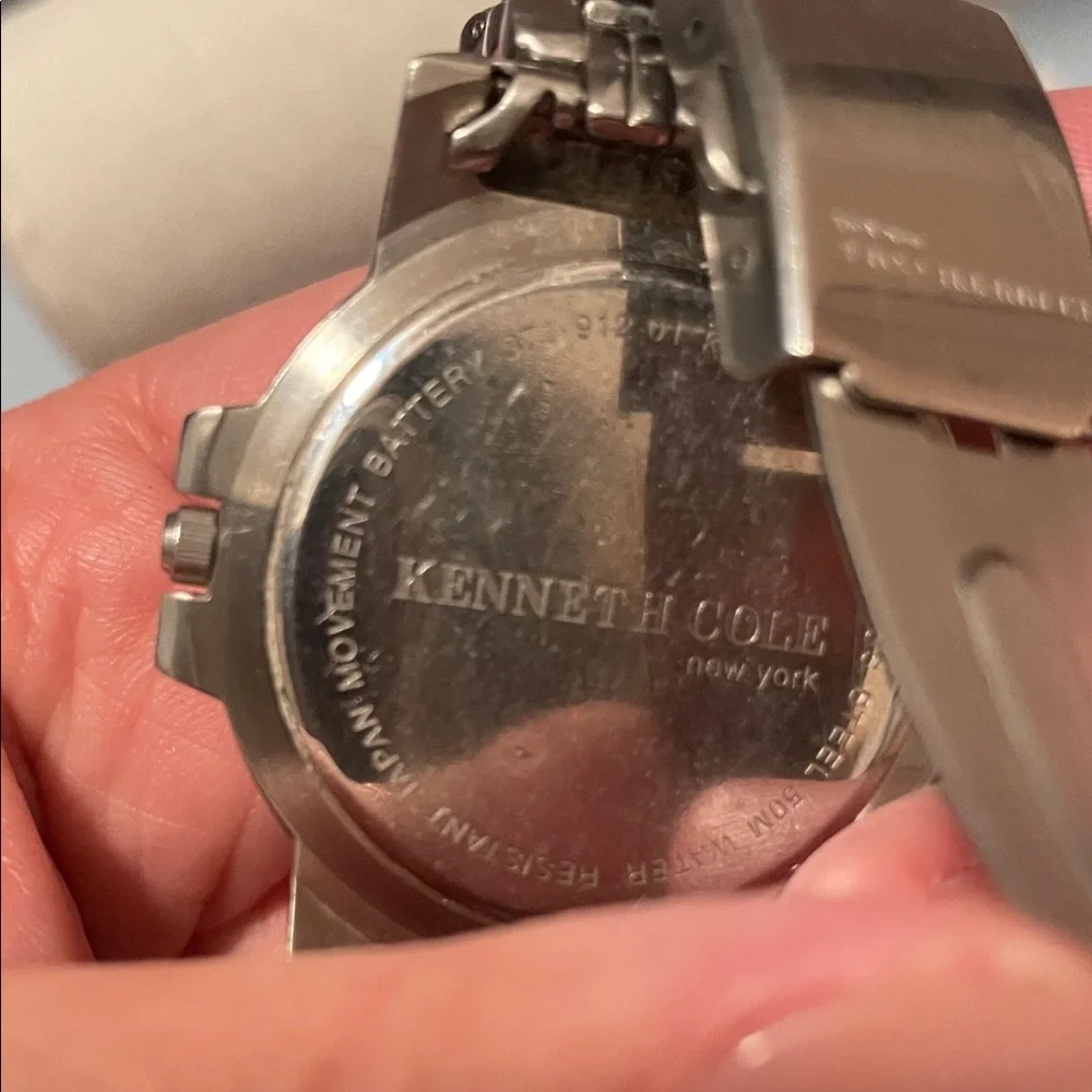 Kenneth Cole Men’s Stainless Steel Water Resistant Metallic Gray Silver Watch